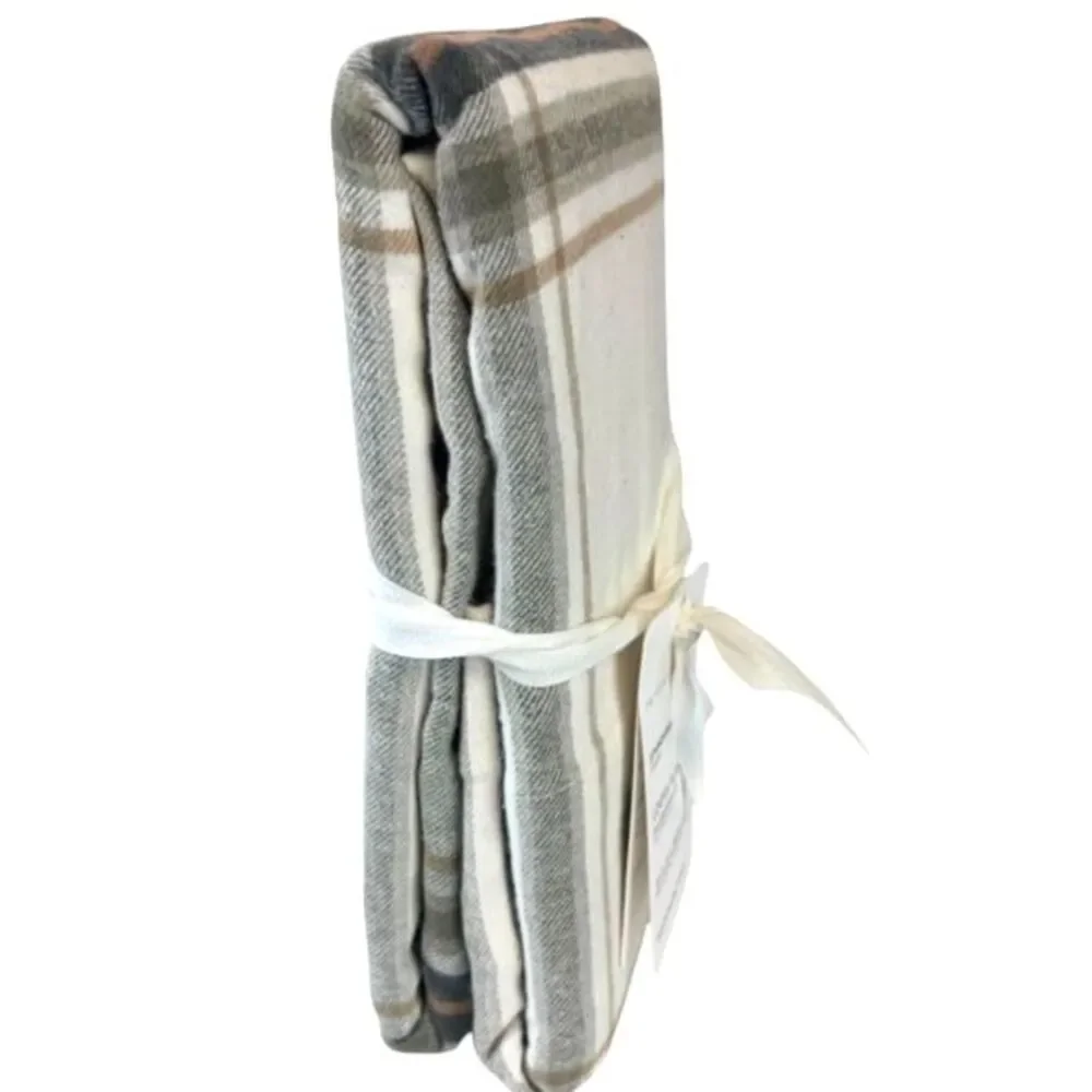 Pottery Barn Logan Plaid Flannel Pillowcases Standard Size Pack of 2 NEW Cream